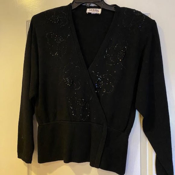 Sweater - Picture 2 of 4